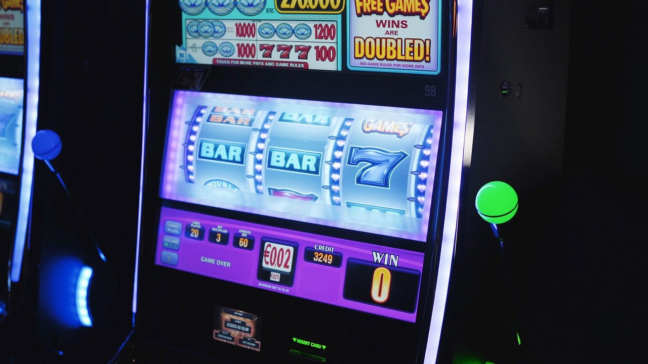 kebo88 slot deposit screen showing QRIS code, DANA, OVO, ShopeePay, LinkAja, and bank virtual account options